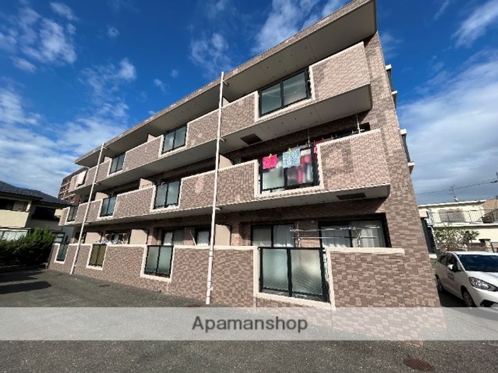 ルミエール201の外観