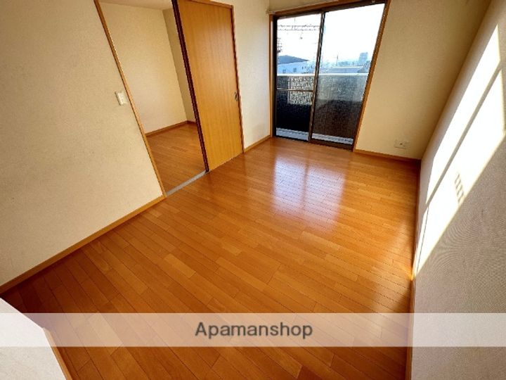 カムリガーデン103の内装