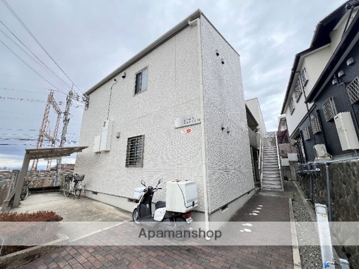 カムリガーデン103の外観