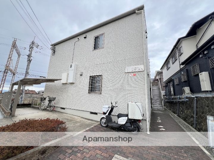 カムリガーデン103の外観