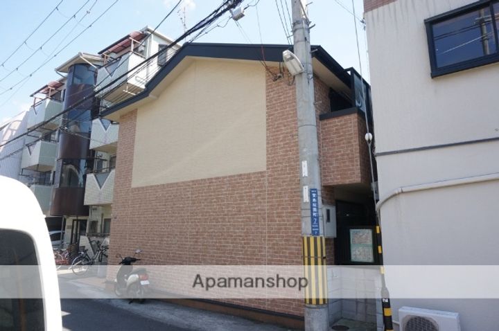 大阪府寝屋川市萱島桜園町の賃貸アパートの外観