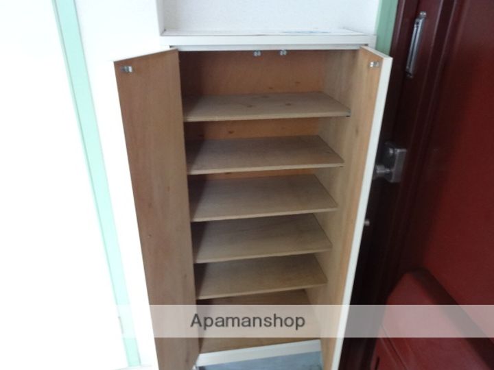 大阪府寝屋川市香里北之町の賃貸マンションの内装
