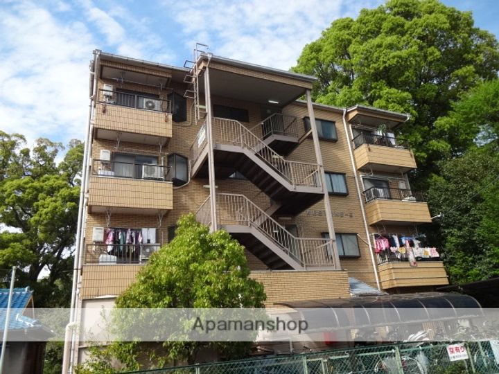 大阪府枚方市出口2丁目の賃貸マンションの外観
