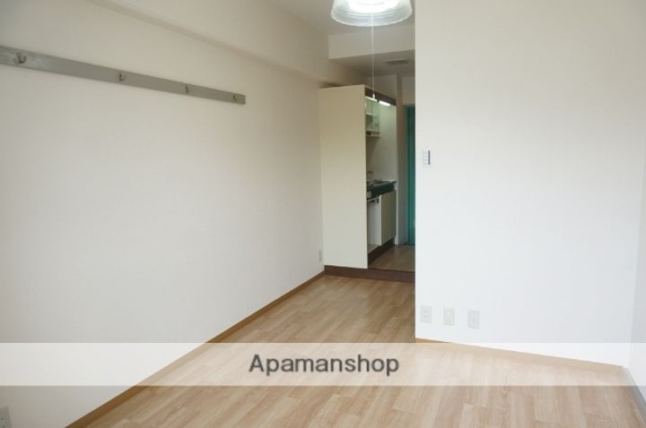 大阪府寝屋川市初町の賃貸マンションの内装