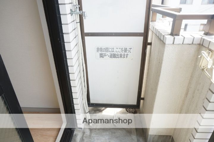 大阪府寝屋川市初町の賃貸マンションの内装