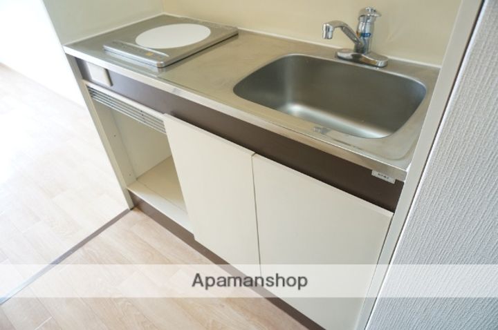 大阪府寝屋川市初町の賃貸マンションのキッチン