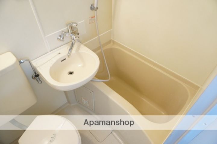 大阪府寝屋川市初町の賃貸マンションの風呂