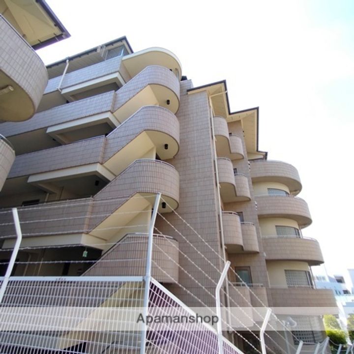 ニューハイツ・花水木の外観