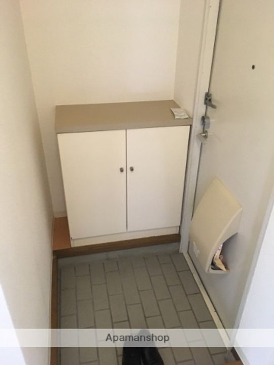 アルカディア見晴台205の玄関