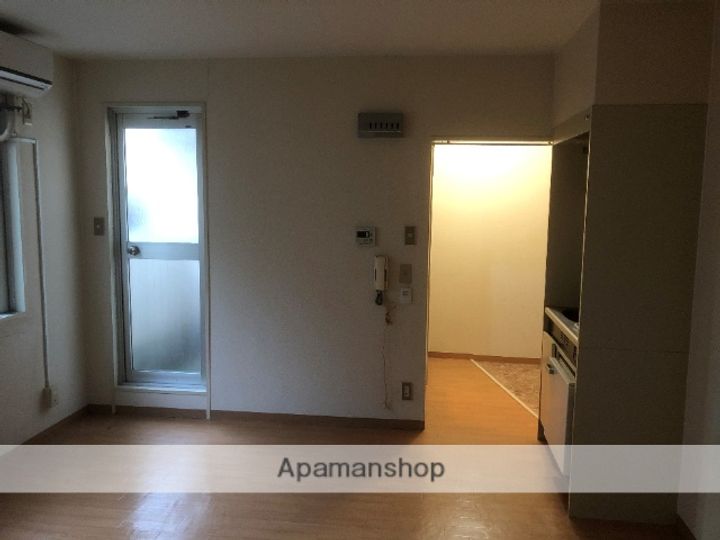 フクイハイツの居間