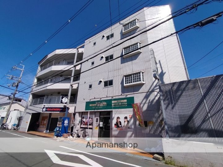 大阪府寝屋川市黒原旭町の賃貸マンションの外観