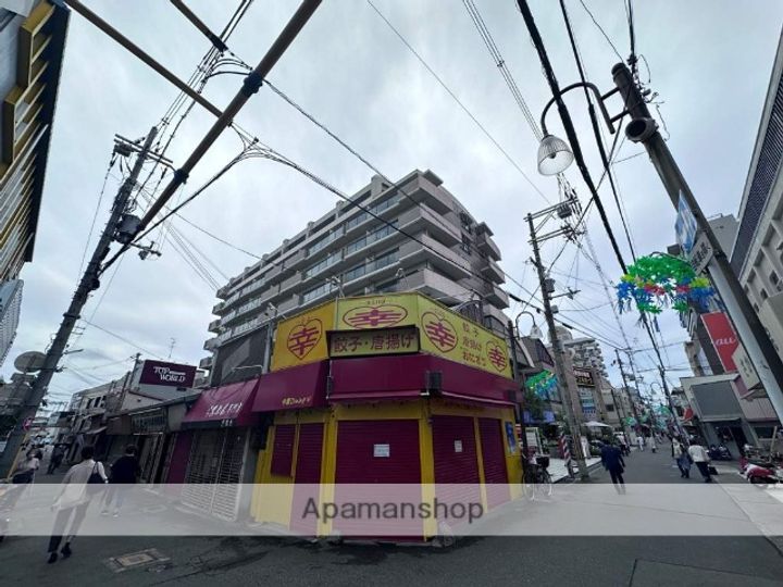 大阪府寝屋川市香里南之町の賃貸マンションの外観