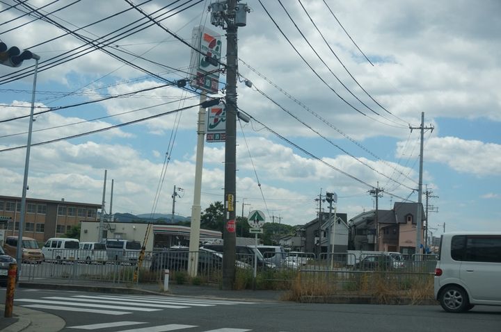 サニーウェル201の周辺