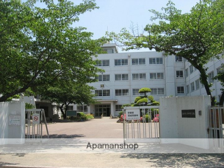 アンフィニィ西町の周辺