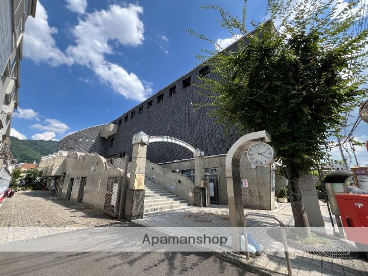 グリーンアミレットの周辺