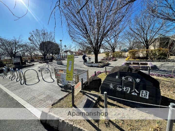 グリーンアミレットの周辺