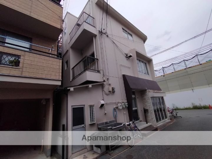 大阪府寝屋川市緑町の賃貸マンション3Bの外観