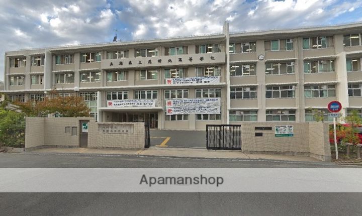 サンロイヤル塚口の周辺