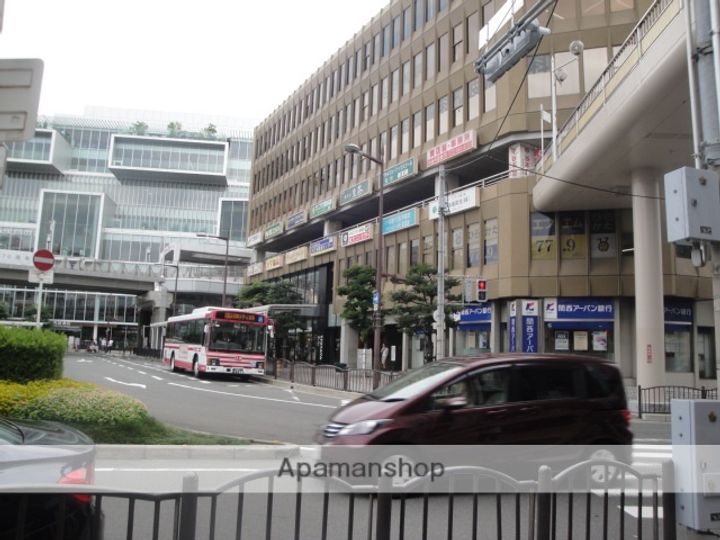 大阪府枚方市大垣内町3丁目の賃貸マンション406の周辺