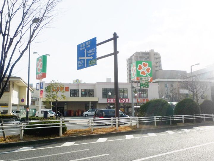 K.H.Eの周辺