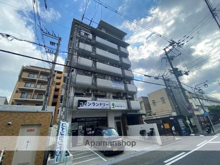 栄ハイツ八戸ノ里の外観