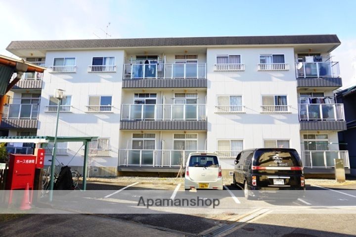 大阪府寝屋川市木田町の賃貸マンションの外観