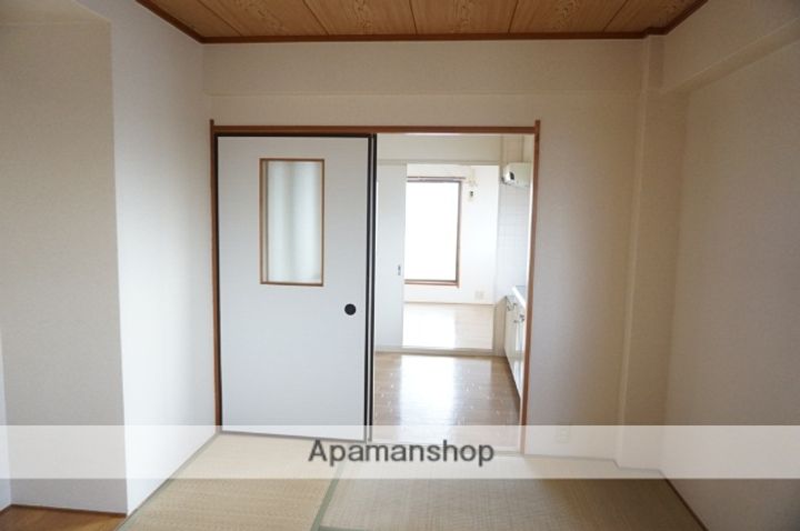 大阪府寝屋川市萱島東1丁目の賃貸マンション302の内装