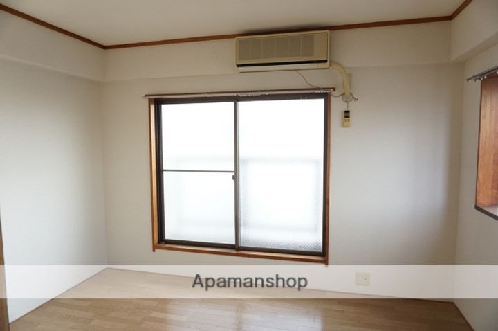 大阪府寝屋川市萱島東1丁目の賃貸マンション302の内装