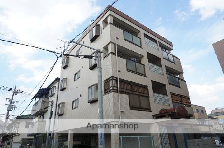 大阪府寝屋川市萱島東1丁目の賃貸マンション302の外観