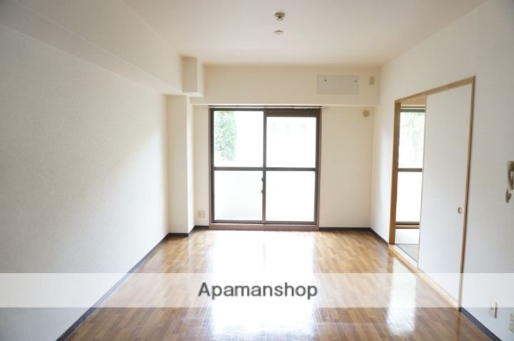 ウエストコートの居間