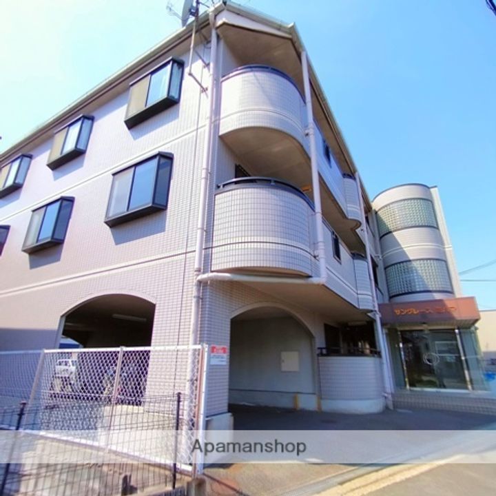 大阪府枚方市養父元町の賃貸マンションの外観