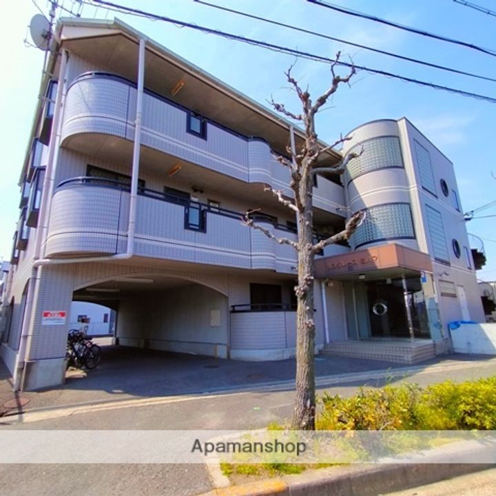 大阪府枚方市養父元町の賃貸マンションの外観