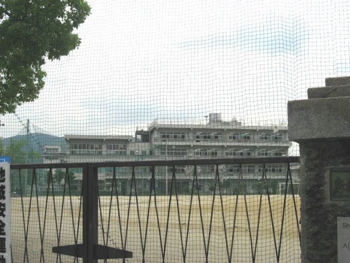 レオパレスリライズ淀の原の周辺