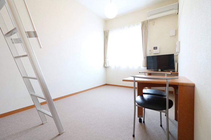 レオパレスカサグランデの居間