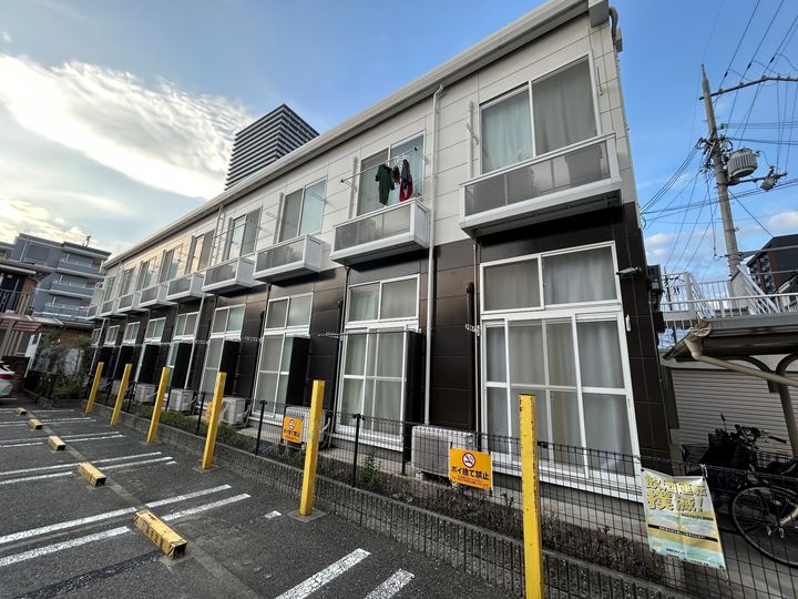 レオパレスOptim髙月の外観