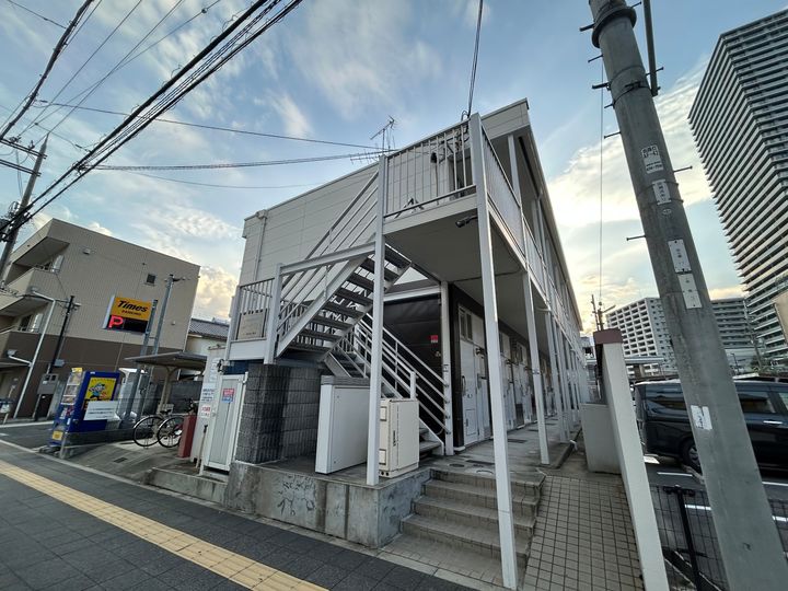 レオパレスOptim髙月の外観