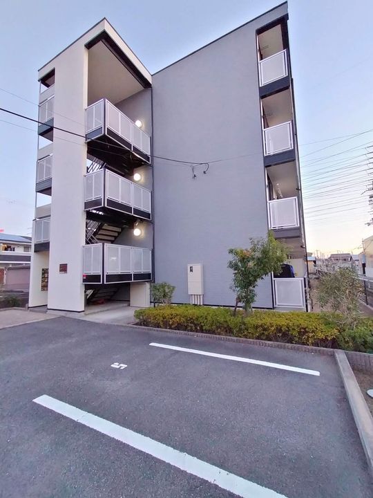 レオパレス太子堂の外観