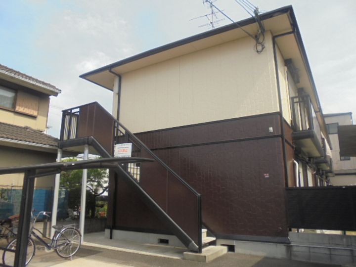 サンガーデンローズ203号室の外観