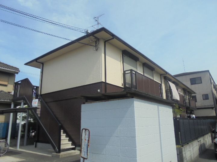 サンガーデンローズ203号室の外観