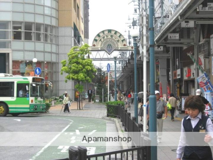 ソシュールの周辺