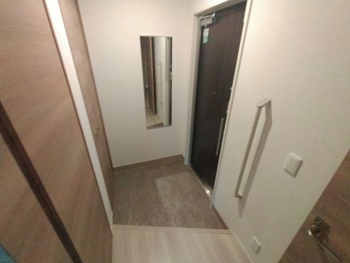 D-residence下田部A棟の玄関