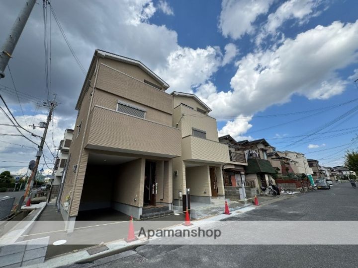 大阪府高槻市津之江町3丁目(一戸建)の賃貸物件の外観