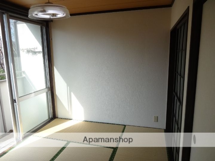 メゾン金岡205の居間