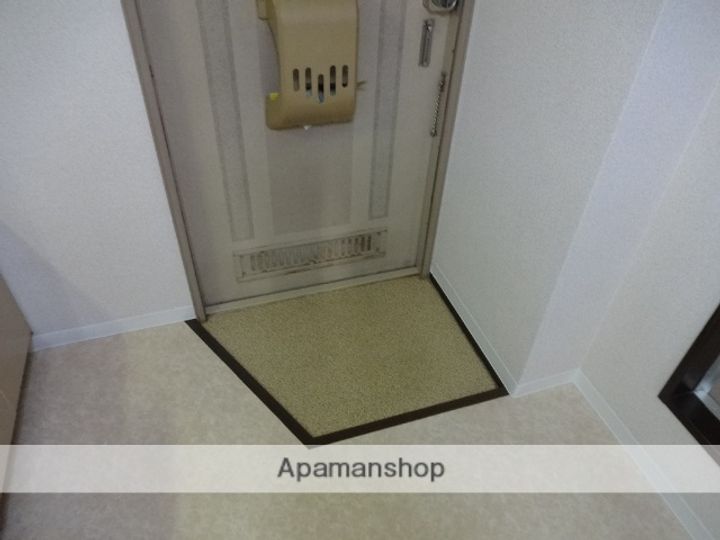 メゾン金岡205の玄関