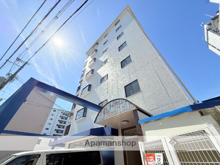 大阪府東大阪市西堤西の賃貸マンションの外観