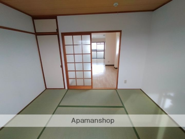 ウィング21402の内装
