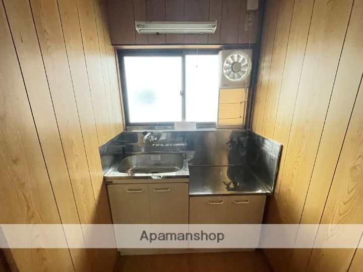 前西文化2F左のキッチン