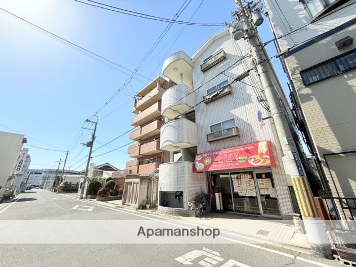 大阪府東大阪市吉田本町1丁目の賃貸マンションの外観