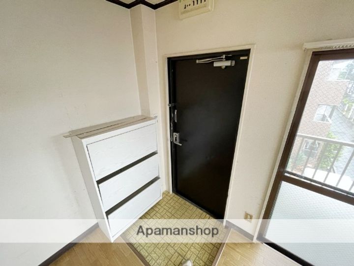 大阪府東大阪市金岡4丁目の賃貸マンションの内装