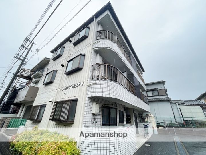 大阪府東大阪市金岡4丁目の賃貸マンションの外観